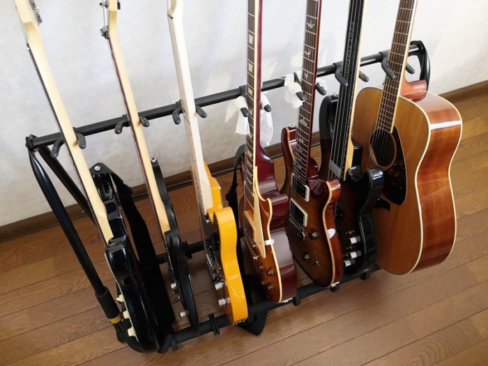 HERCULES GS525Bレビュー】5本以上を収納できるギタースタンド 
