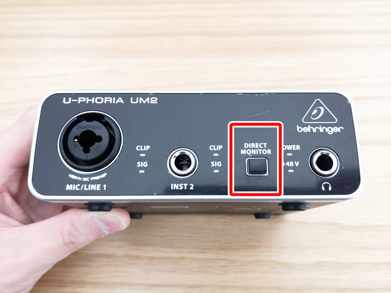 BEHRINGER べリンガー UM2 48Vファンタム電源供給可能マイクプリアンプ搭載USBオーディオインターフェース U-PHORIA